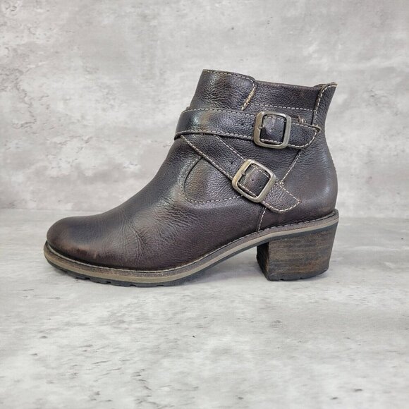 LL Bean Bootie Womens 6.5 Brown Double Buckle - Picture 1 of 13